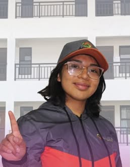 Lopez Lopez, Yuyin Alizee